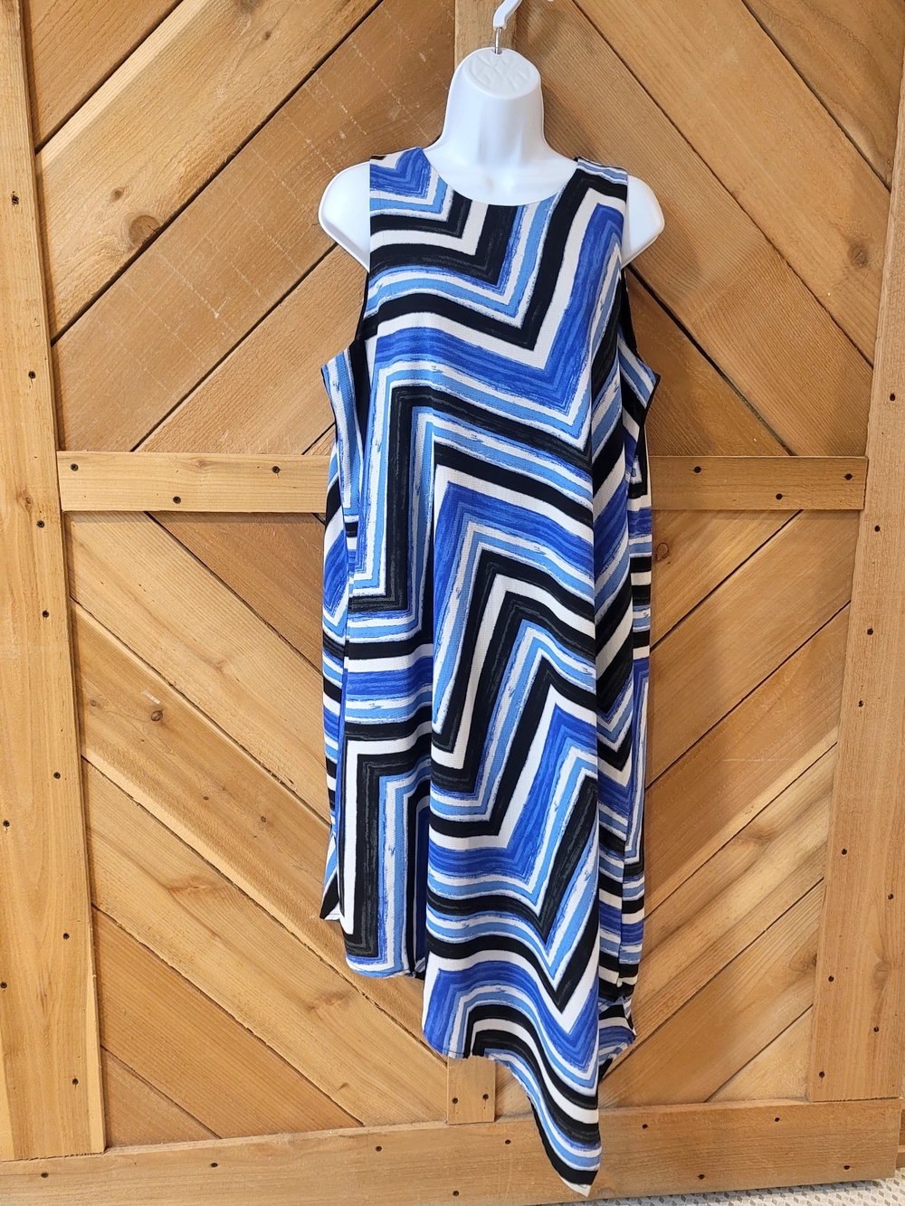 Apt. 9 Blue, Black & White Chevron Swing Dress